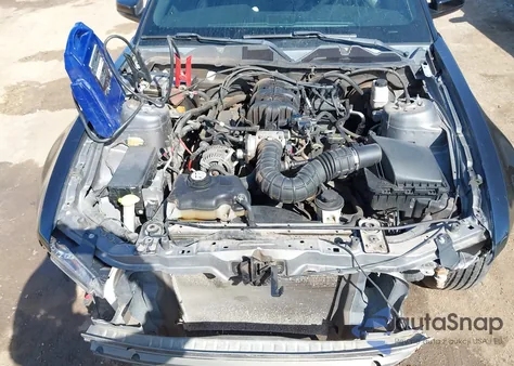 2010 Ford Mustang V6/V6 Premium from USA, damaged, VIN 1ZVBP8AN6A5111957